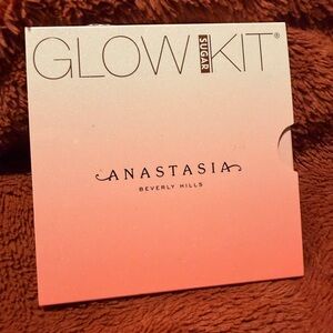 Anastasia Beverly Hills Sugar Glow Kit